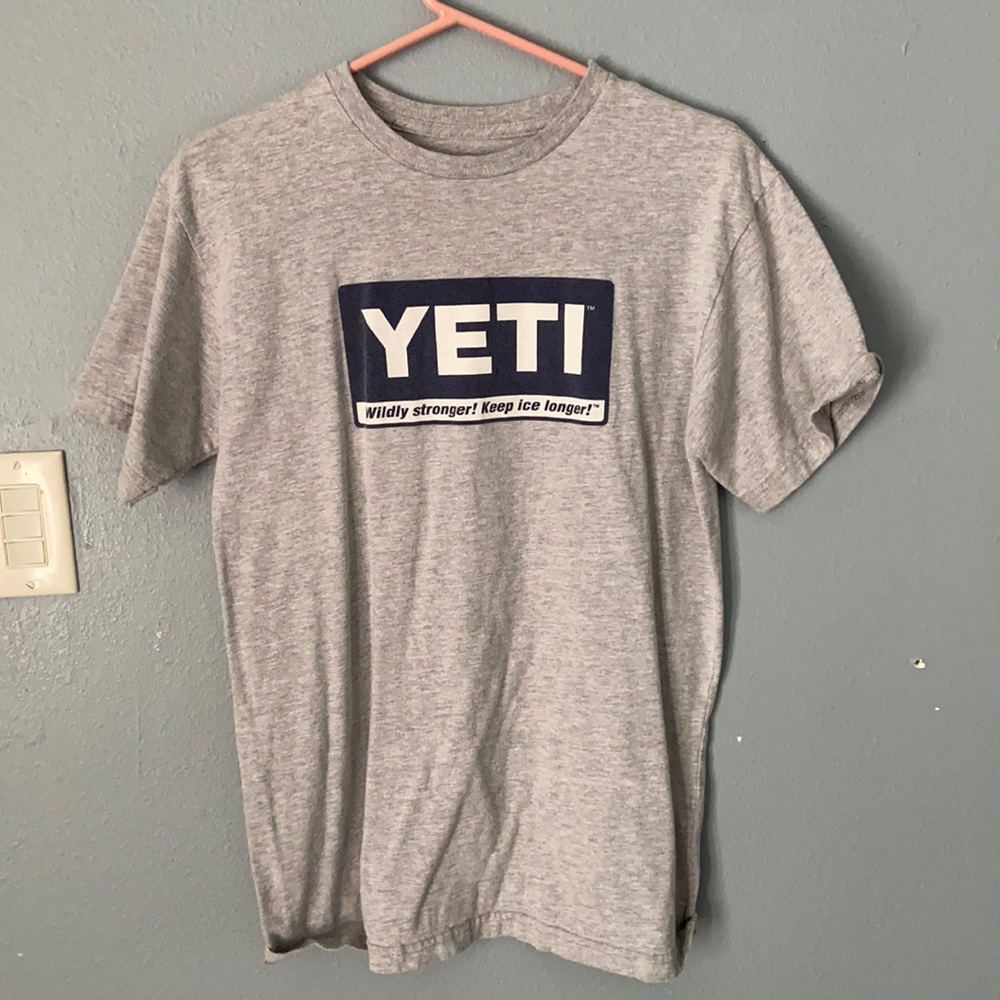 Yeti Gray Tee